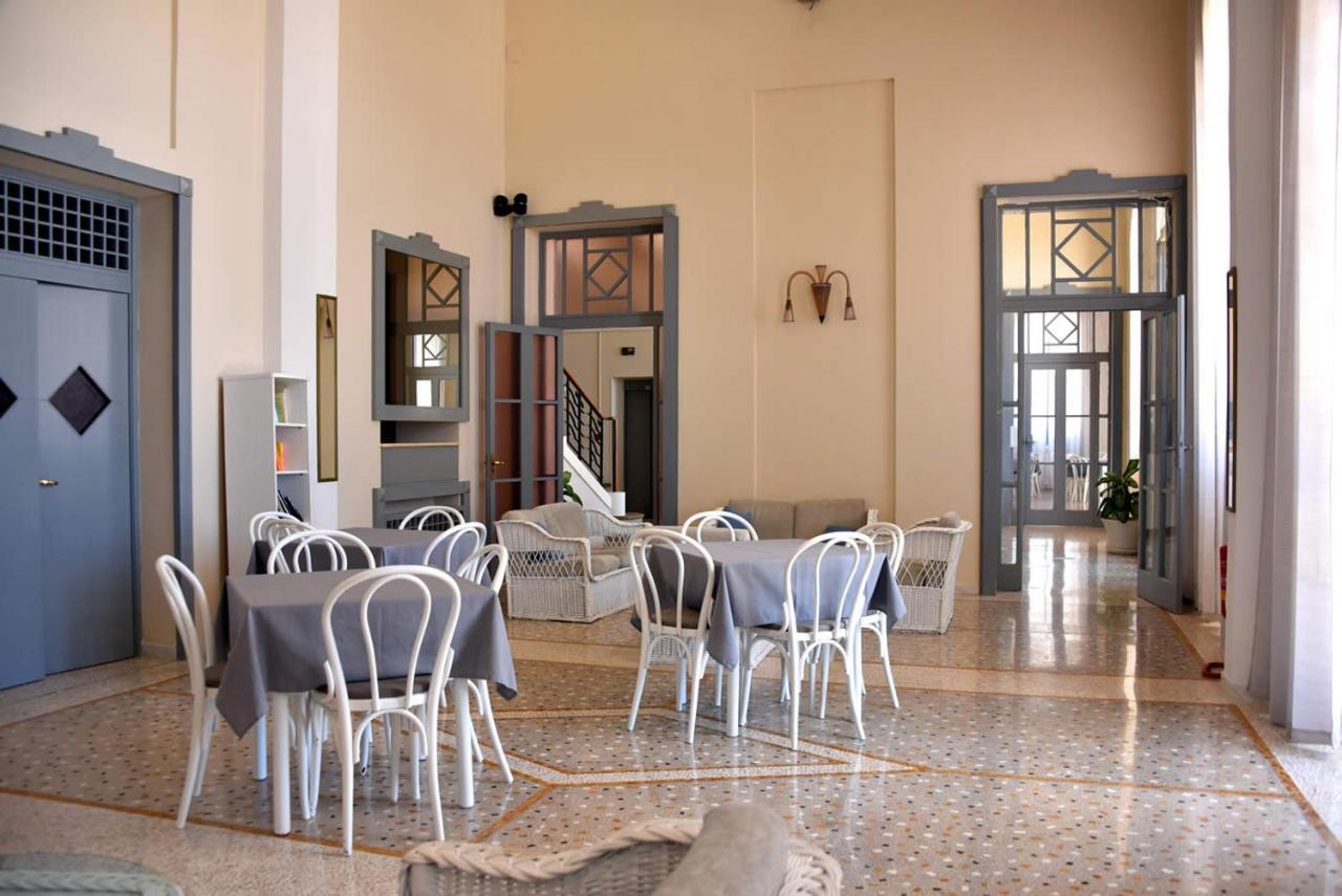 Albergo Palazzo Santa Cesarea Terme Exterior photo