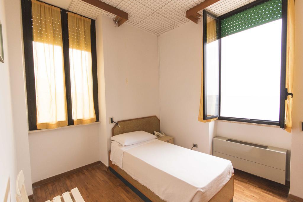 Albergo Palazzo Santa Cesarea Terme Exterior photo